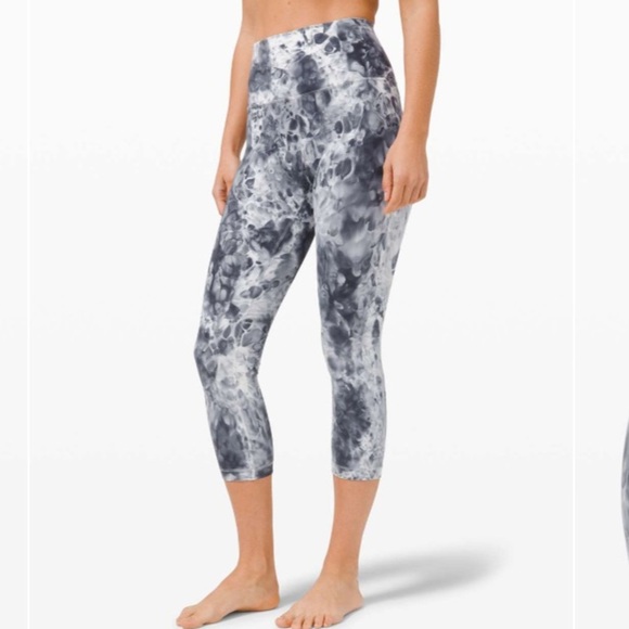 Lululemon Wunder Under Marble Dye High Rise Crop 21" Classic Navy 26693 - Picture 1 of 13